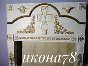 полка для икон и тумба из массива дерева